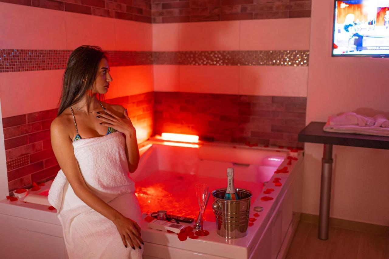 Luxurysuitepirandello Catania Bagian luar foto