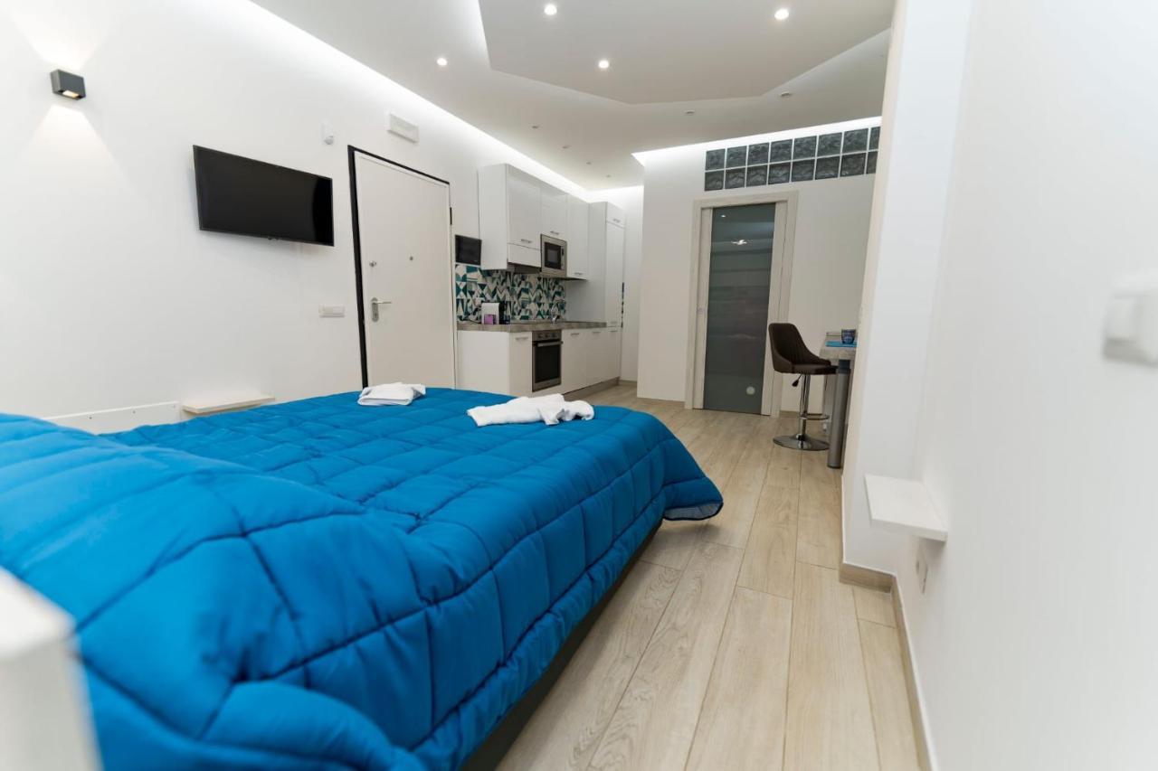 Luxurysuitepirandello Catania Bagian luar foto